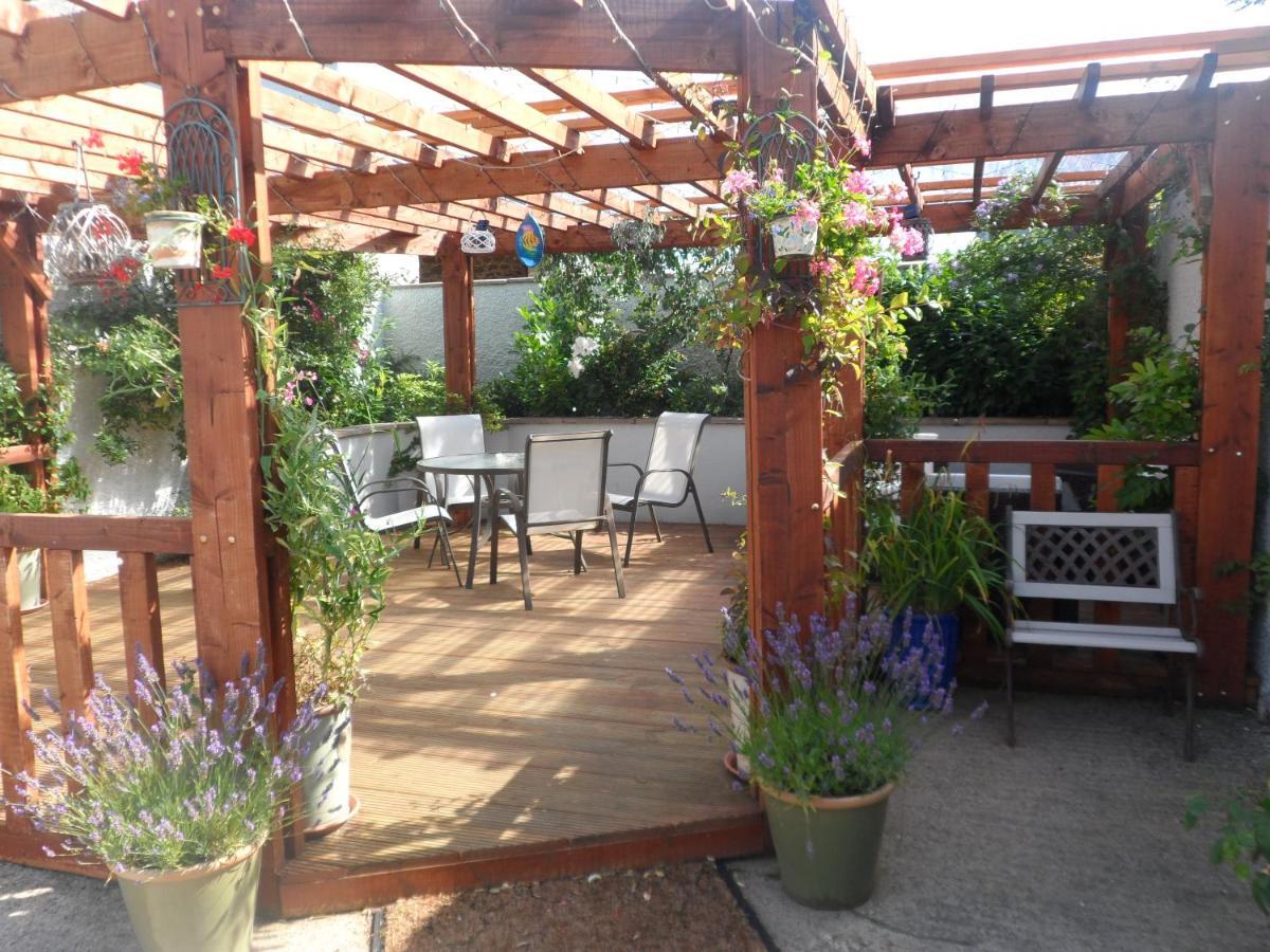 Midtown Farm Bed & Breakfast Easton  外观 照片